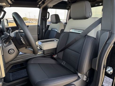 New 2026 GMC Hummer EV 4x4 Crew Cab image 18