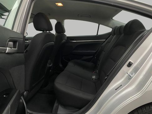 Used 2019 Hyundai Elantra SE w/ Cargo Package image 27