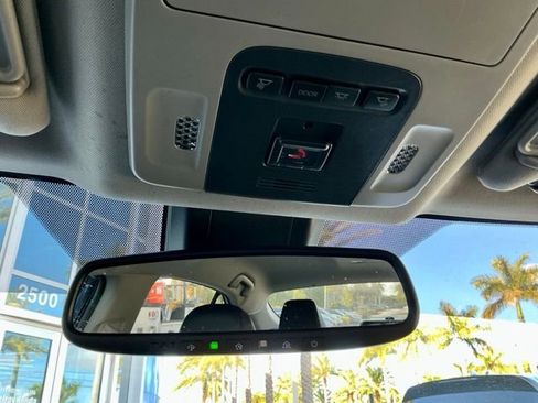 Used 2024 Toyota Camry XLE image 27