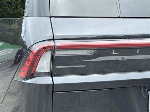 New 2025 Lincoln Navigator Reserve w/ Jet Appearance Package image 10