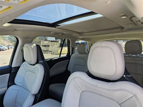 New 2025 Lincoln Aviator Reserve w/ Equipment Group 201A image 19