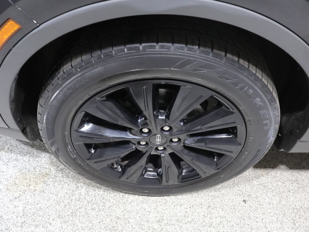 Used 2020 Lincoln Corsair Reserve w/ Equipment Group 201A AWD/4WD image 8