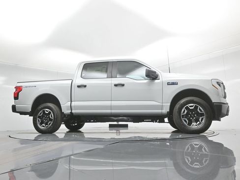 New 2024 Ford F150 Lightning Pro image 3