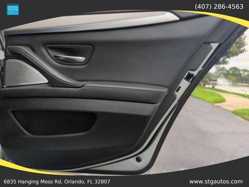 Used 2013 BMW M5 RWD image 21
