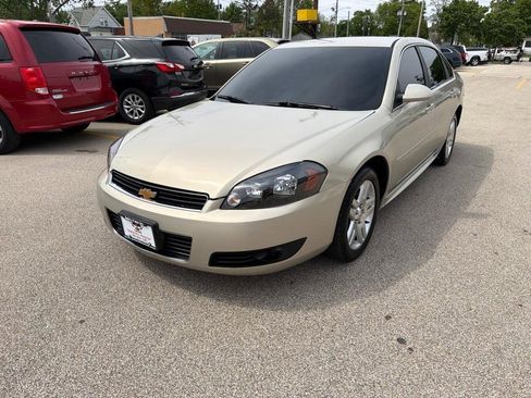 Used 2010 Chevrolet Impala LT w/ Convenience Package FWD image 4