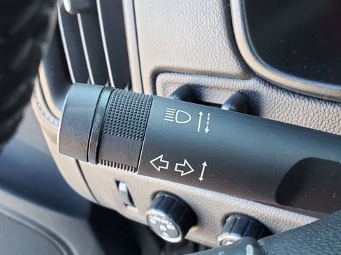 Certified 2022 GMC Canyon Elevation w/ Trailering Package image 18