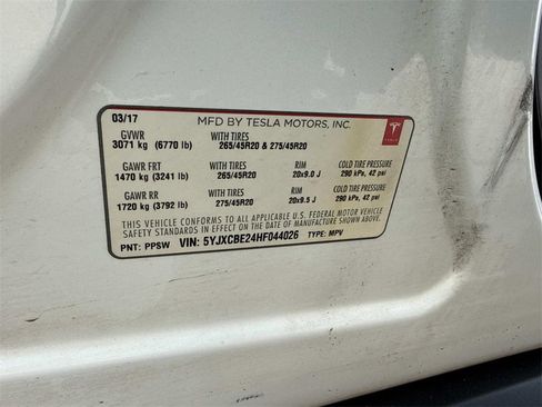 Used 2017 Tesla Model X 75D image 31