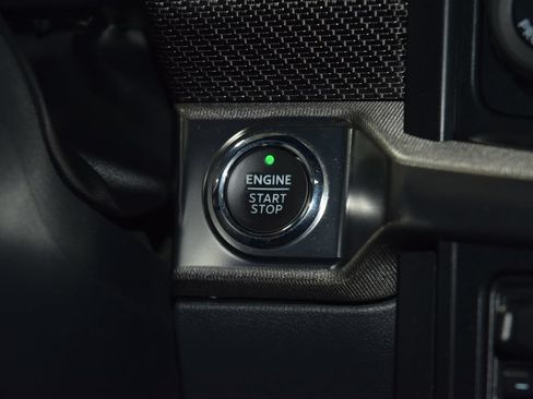 Used 2023 Ford F150 Raptor w/ Raptor Carbon Fiber Package AWD/4WD image 43