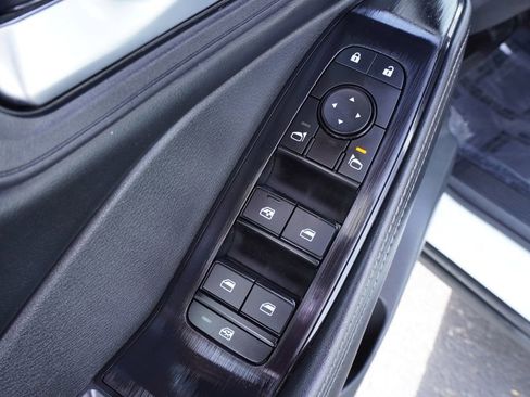 Certified 2024 Nissan Rogue SV image 15