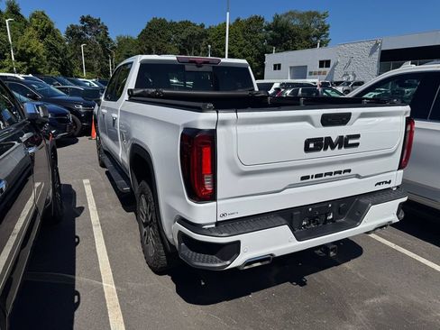 Used 2024 GMC Sierra 1500 AT4 w/ Technology Package AWD/4WD image 6