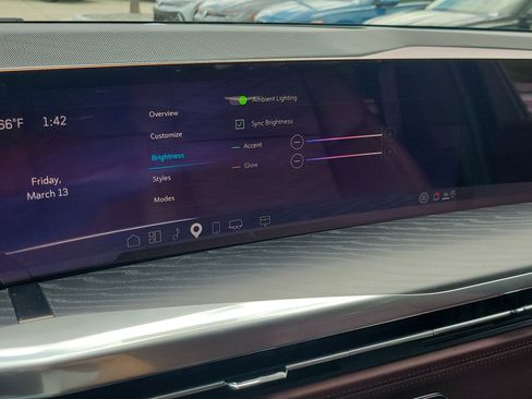 Used 2025 Cadillac Escalade ESV Premium Luxury w/ Touring Package image 21