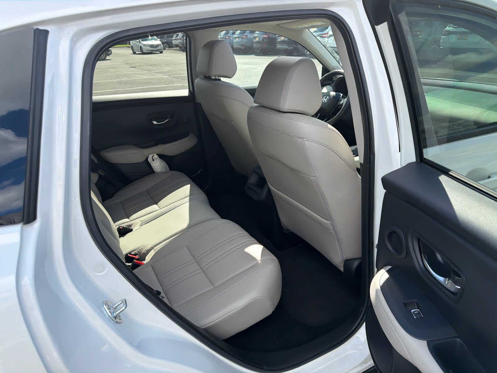 Used 2024 Honda HR-V EX-L image 5