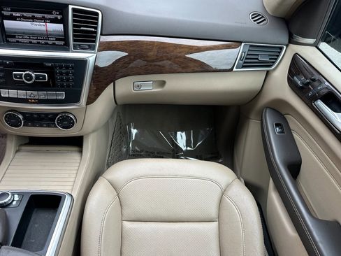 Used 2013 Mercedes-Benz ML 350 4MATIC image 30