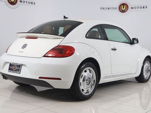 Used 2016 Volkswagen Beetle 1.8T Classic FWD image 3