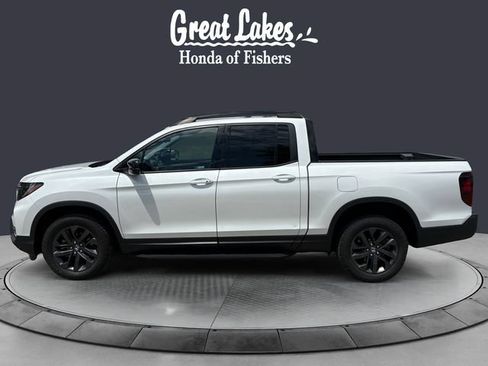 Used 2021 Honda Ridgeline Sport image 2