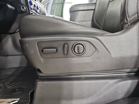 Certified 2020 Chevrolet Silverado 2500 LTZ w/ LTZ Premium Package AWD/4WD image 34