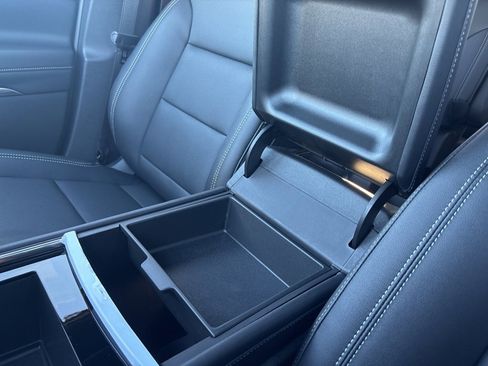 New 2026 Chevrolet Traverse LT w/ Driver Confidence Package image 20