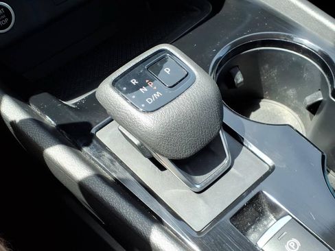 Used 2023 Nissan Rogue SV AWD/4WD image 15