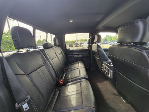 Used 2019 Ford F150 XLT w/ Equipment Group 302A Luxury AWD/4WD image 32