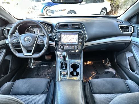 Used 2017 Nissan Maxima 3.5 S image 10