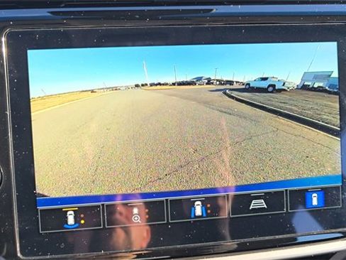 Used 2023 Chevrolet Bolt LT image 20