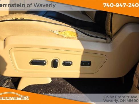 Used 2010 Lincoln Navigator L 4WD image 18