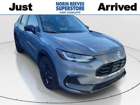 Used 2023 Honda HR-V Sport image 1