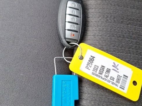 Used 2023 Nissan Altima 2.5 SV image 30