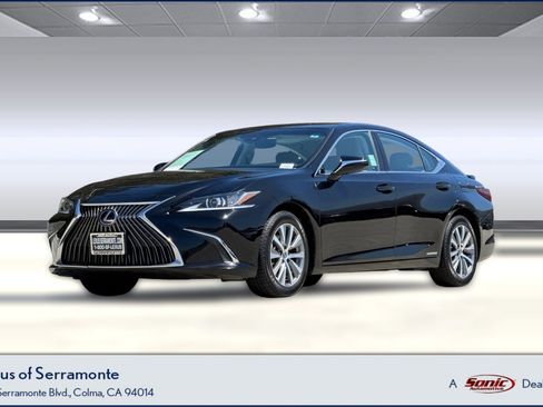 Used 2020 Lexus ES 300h w/ Premium Package FWD image 1