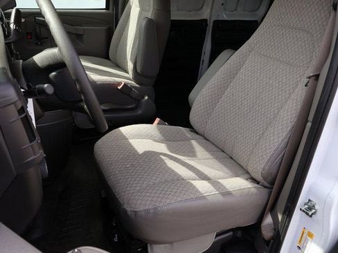 New 2025 GMC Savana 2500 w/ Driver Convenience Package RWD image 44