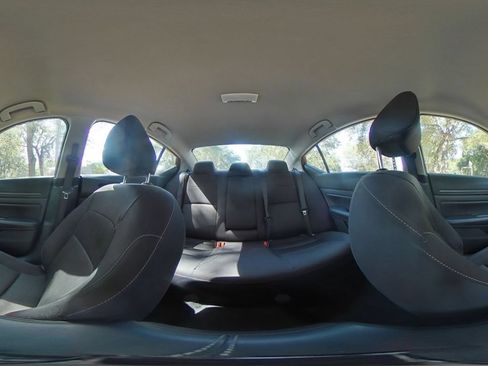 Used 2025 Nissan Altima 2.5 SV FWD image 42