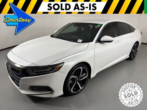 Used 2018 Honda Accord Sport image 4
