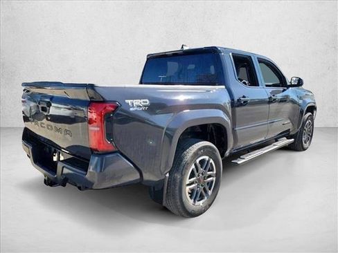 Used 2024 Toyota Tacoma TRD Sport image 5