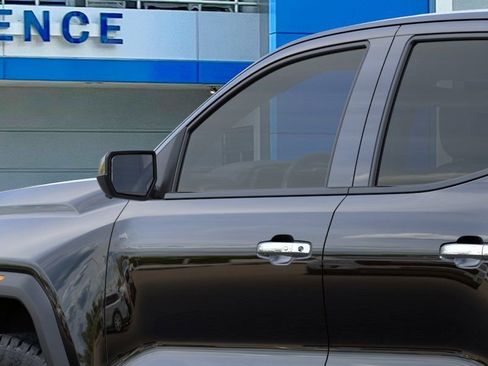 New 2026 GMC Canyon Denali AWD/4WD image 12