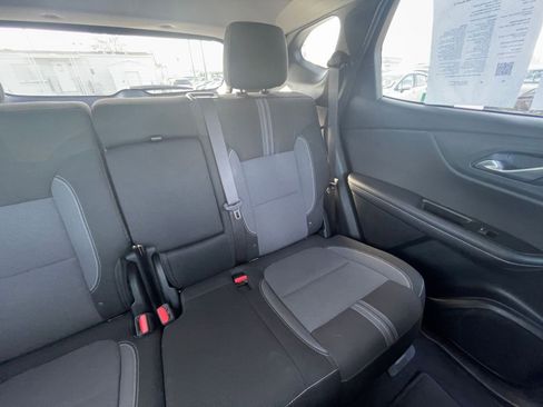 Used 2025 Chevrolet Blazer LT image 32