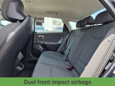 Used 2025 Kia K4 FWD image 25