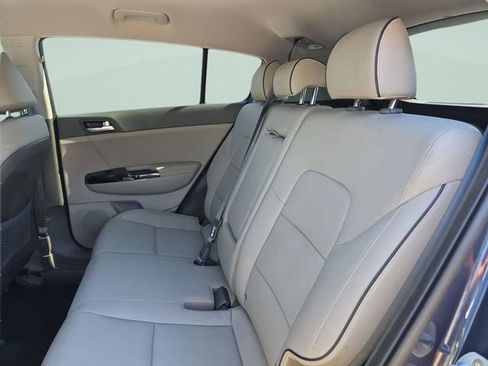 Used 2019 Kia Sportage EX FWD image 19