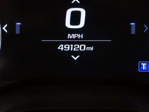 Used 2021 Chevrolet Camaro SS RWD image 22