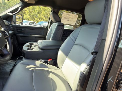 New 2026 RAM 4500 Tradesman w/ Chrome Appearance Group image 17