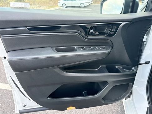 Certified 2023 Honda Odyssey Touring image 14