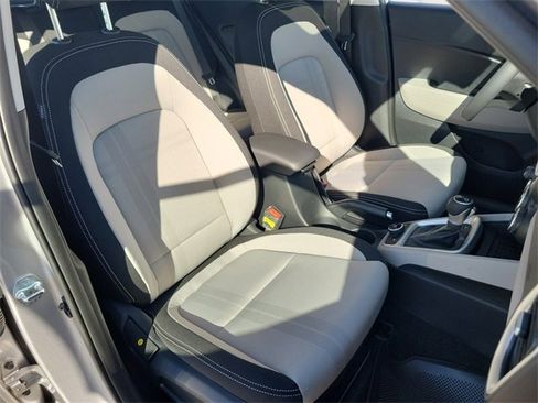 New 2026 Hyundai Venue SEL image 19