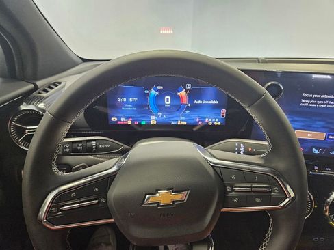 New 2025 Chevrolet Blazer EV LT AWD/4WD image 24