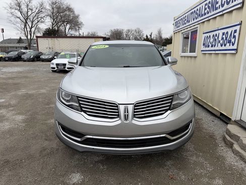 Used 2018 Lincoln MKX Premiere image 2