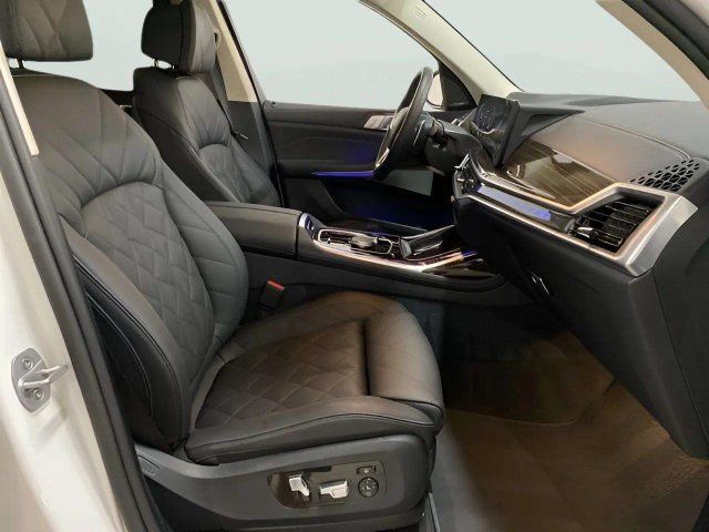 Used 2026 BMW X7 xDrive40i w/ Premium Package AWD/4WD image 68