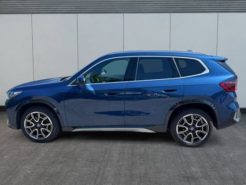 Used 2025 BMW X1 xDrive28i AWD/4WD image 2