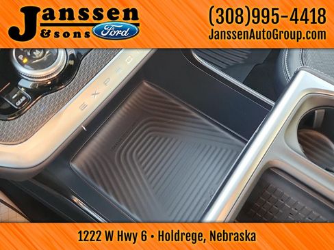 New 2025 Ford Expedition Max Platinum w/ Stealth Performance Package image 32