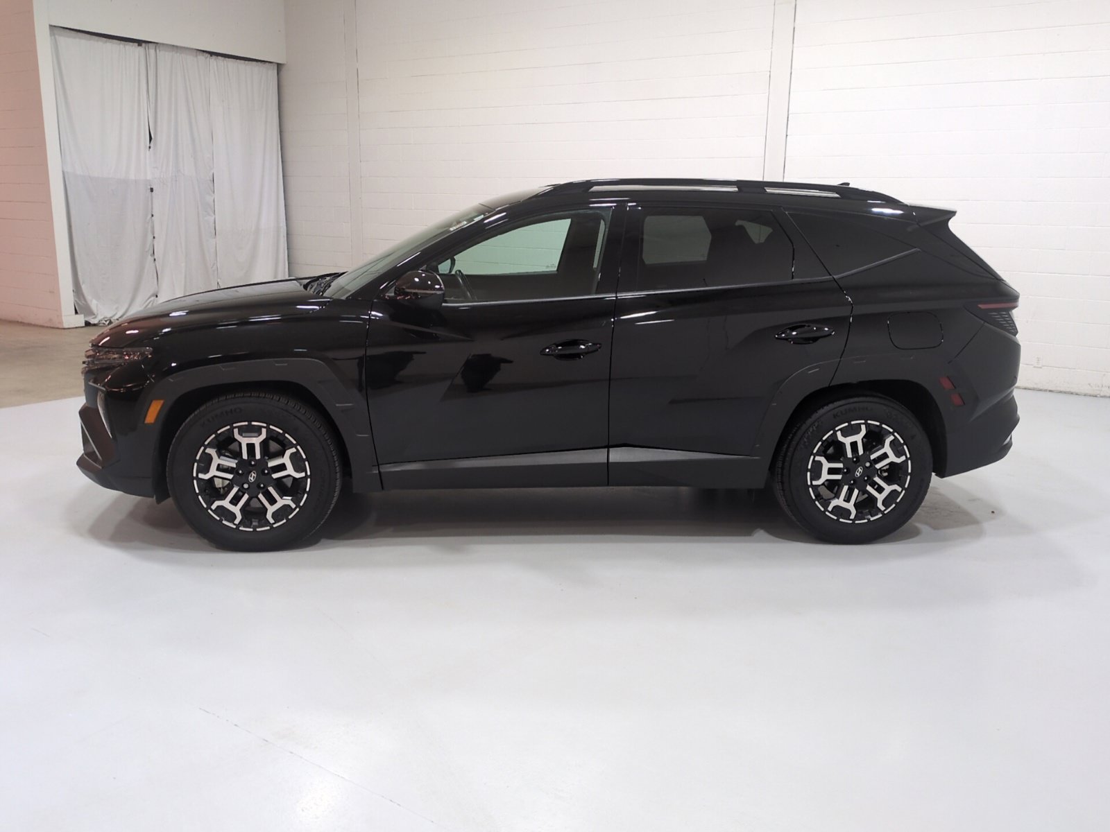 Certified 2025 Hyundai Tucson XRT FWD image 6