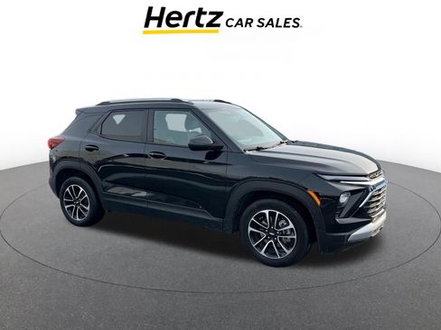 Used 2025 Chevrolet TrailBlazer LT image 1