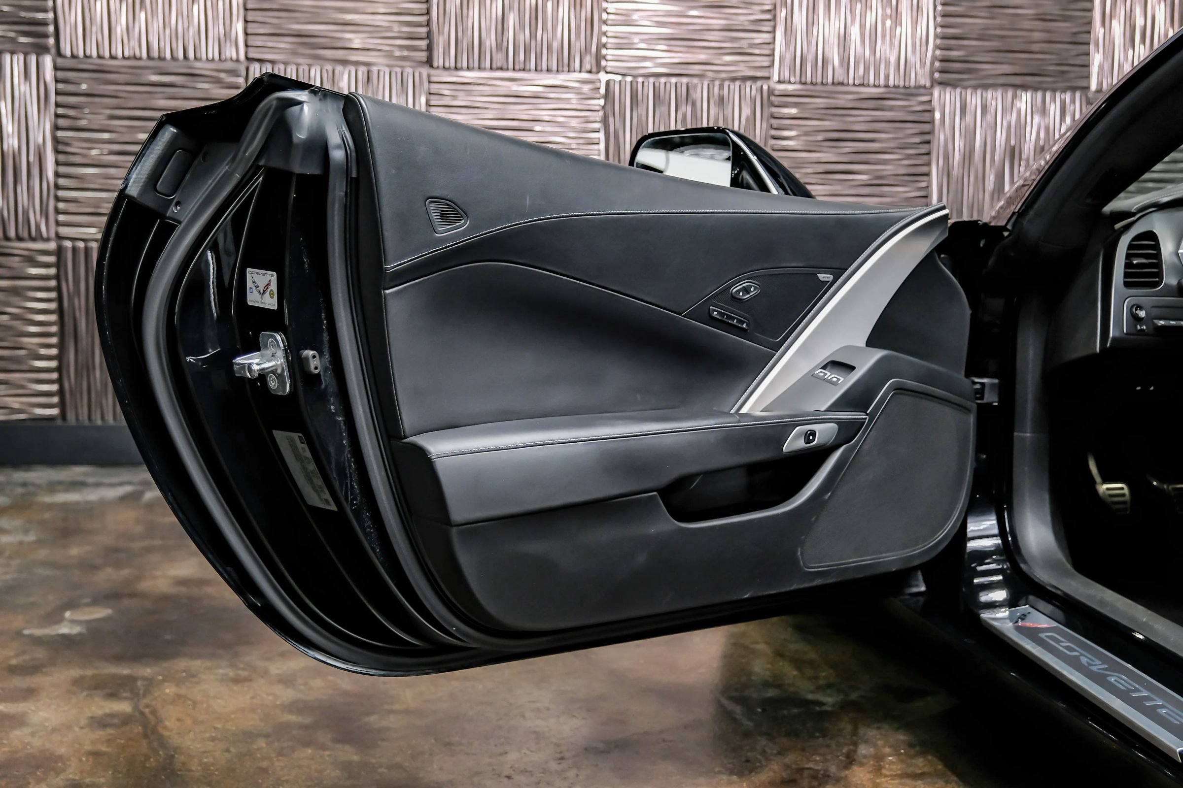 Used 2015 Chevrolet Corvette Stingray Coupe w/ 3LT Preferred Equipment Group RWD image 31