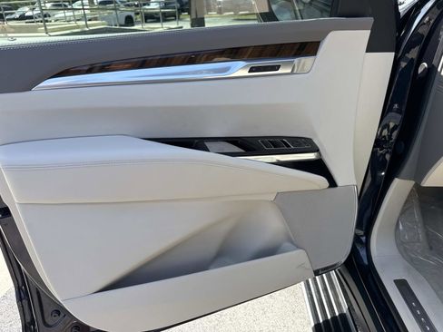 New 2026 Cadillac Escalade Platinum Sport AWD/4WD image 22